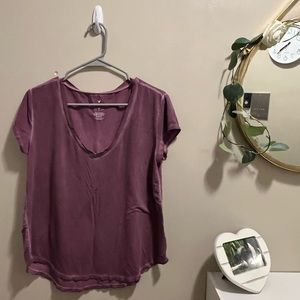 Soft and stretchy AE t-shirt